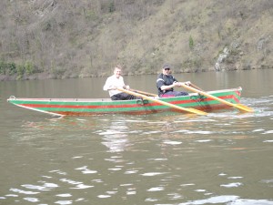 Ballade en barque en avril en amont des neuf ponts